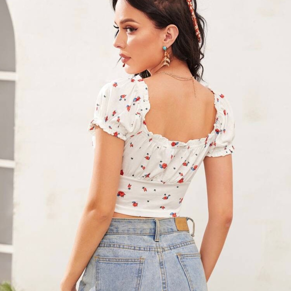 Shein floral crop top - Picture 2 of 4